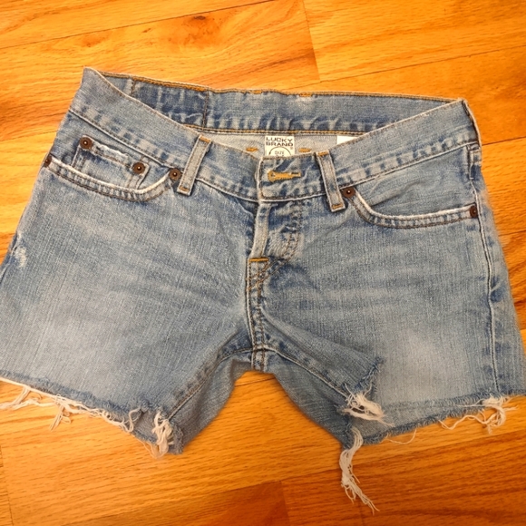 Pants - Lucky Brand Low Rise Button Fly Jean Shorts, size 24
